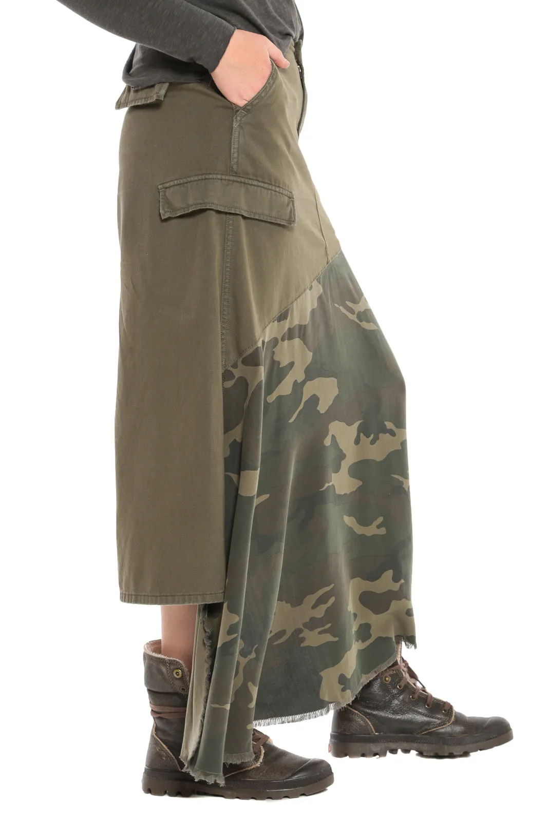 Asymmetric skirt in Olive