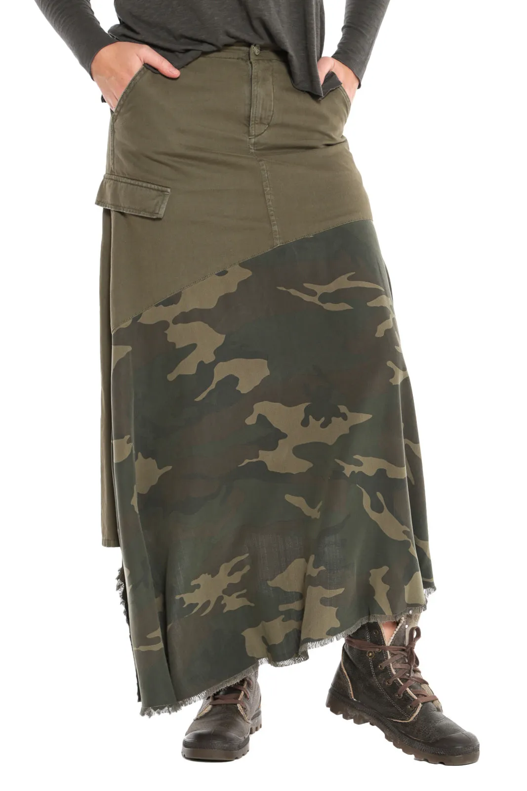 Asymmetric skirt in Olive