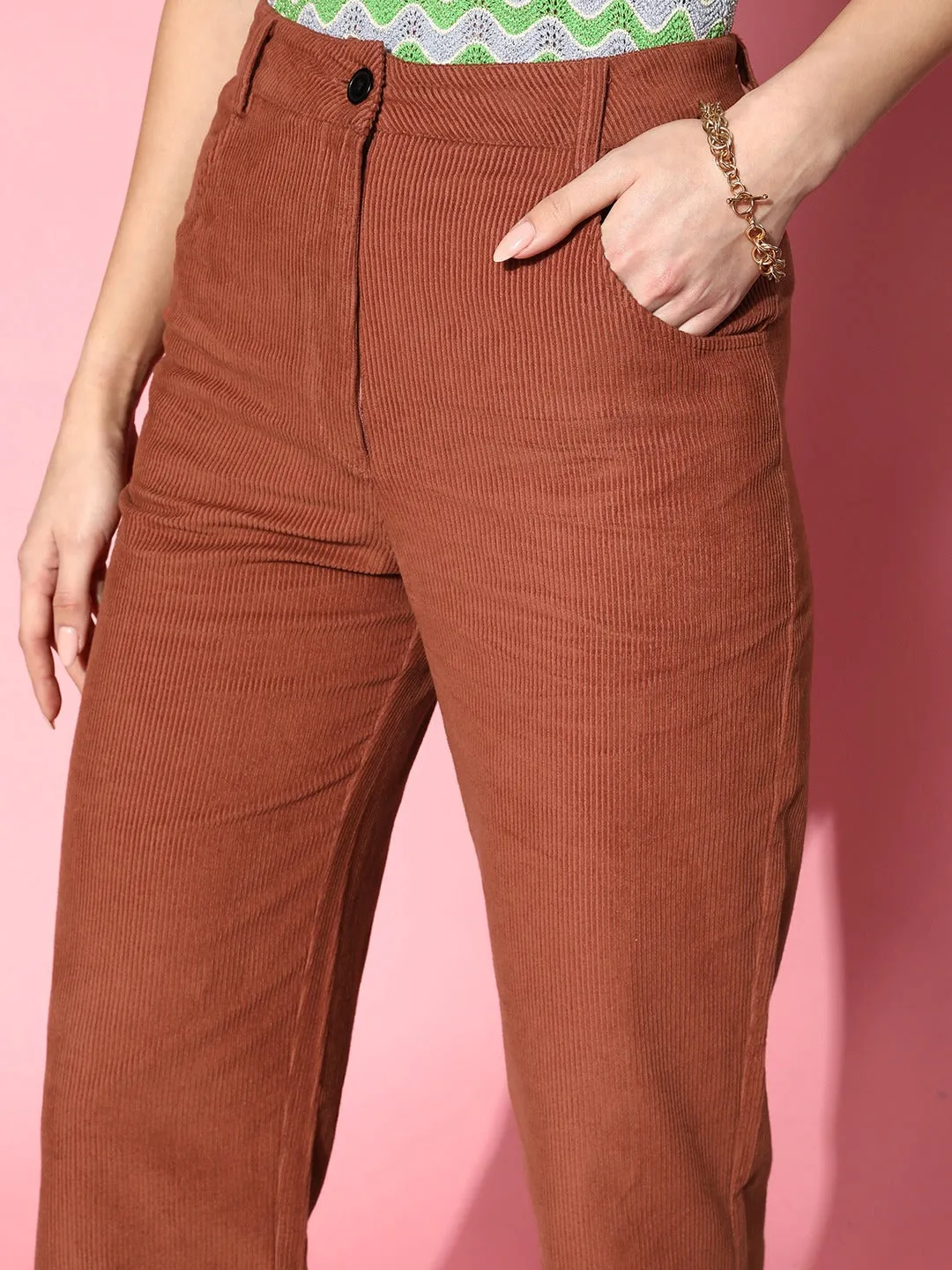 Berrylush Women Solid Brown High-Rise Waist Two-Pocket Cotton Regular Trousers