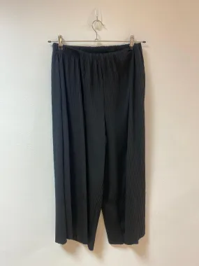 Black plisse high rise culottes, ASOS, size 10 - Damaged Item Sale