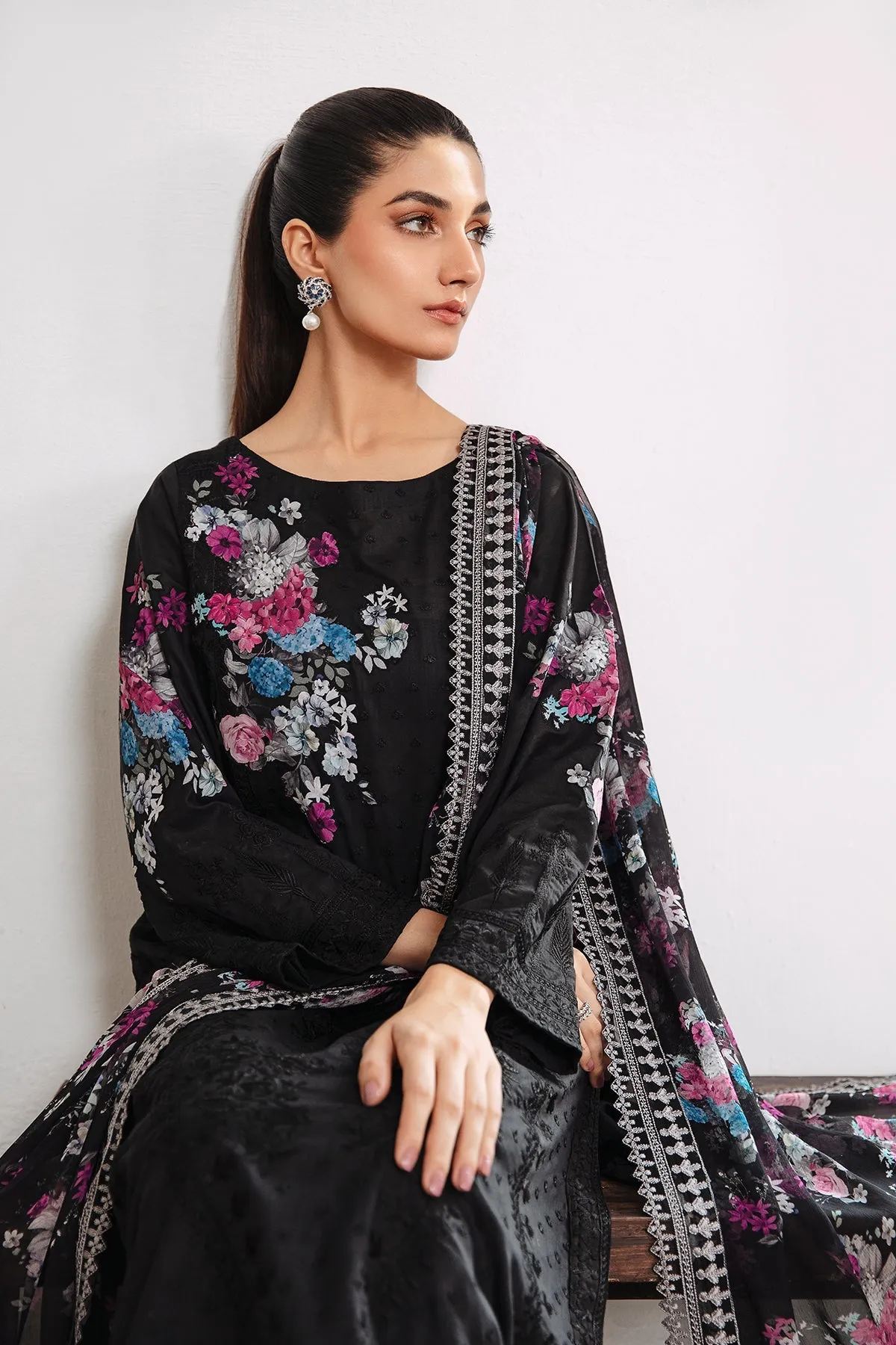 Charizma Monochrome Lawn Collection – CM23-01