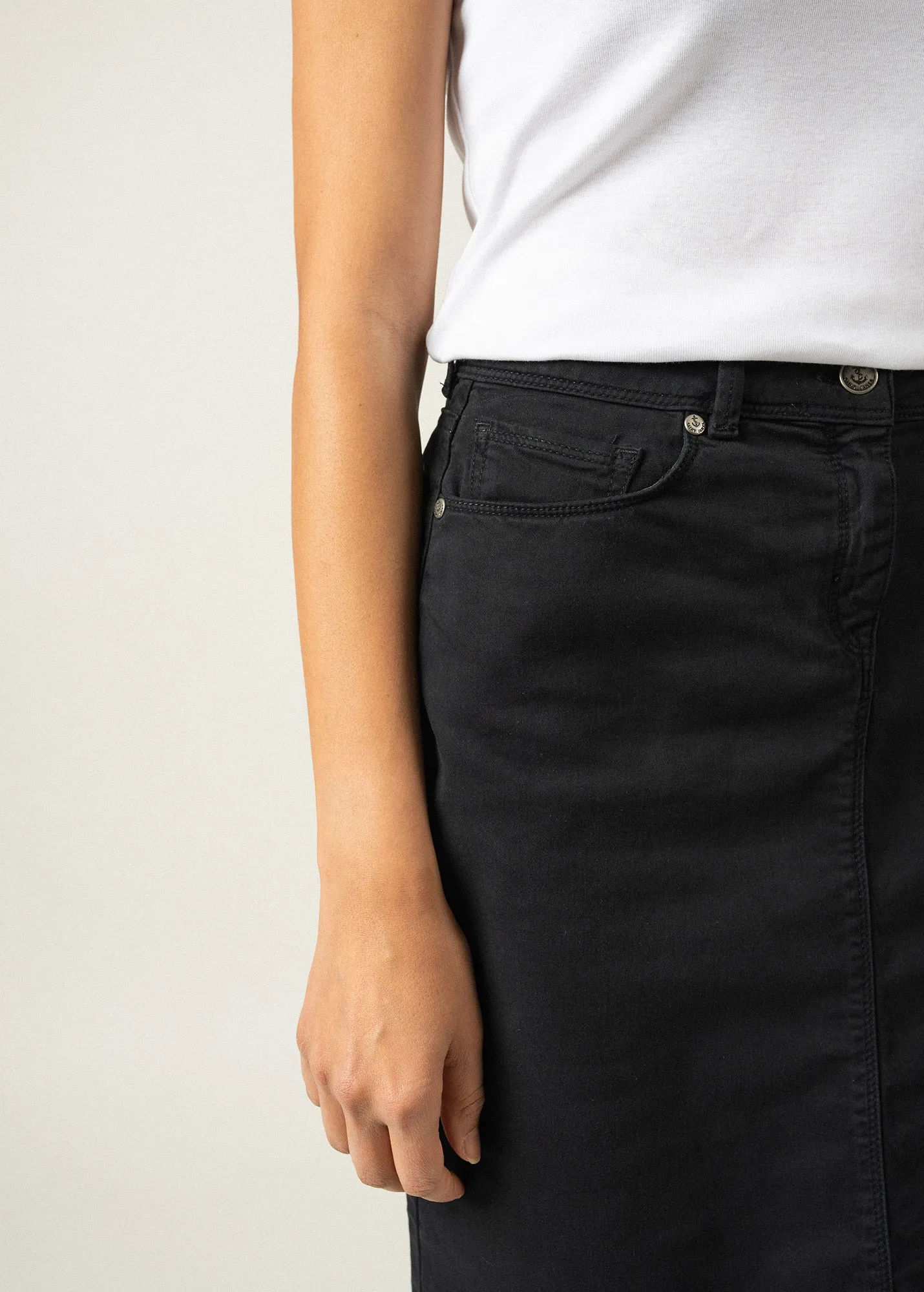 Elfy regular skirt - in coloured denim (NAVY)