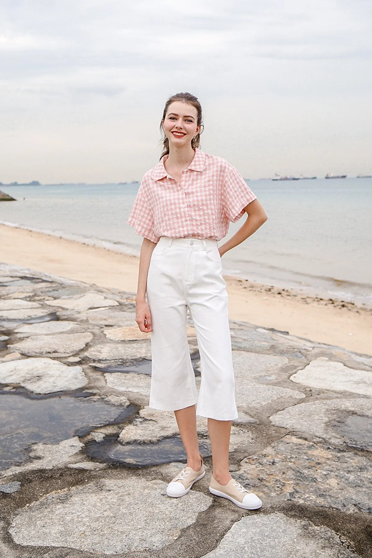 MADEBYNM ISOLA GINGHAM BUTTONED SHIRT IN PINK