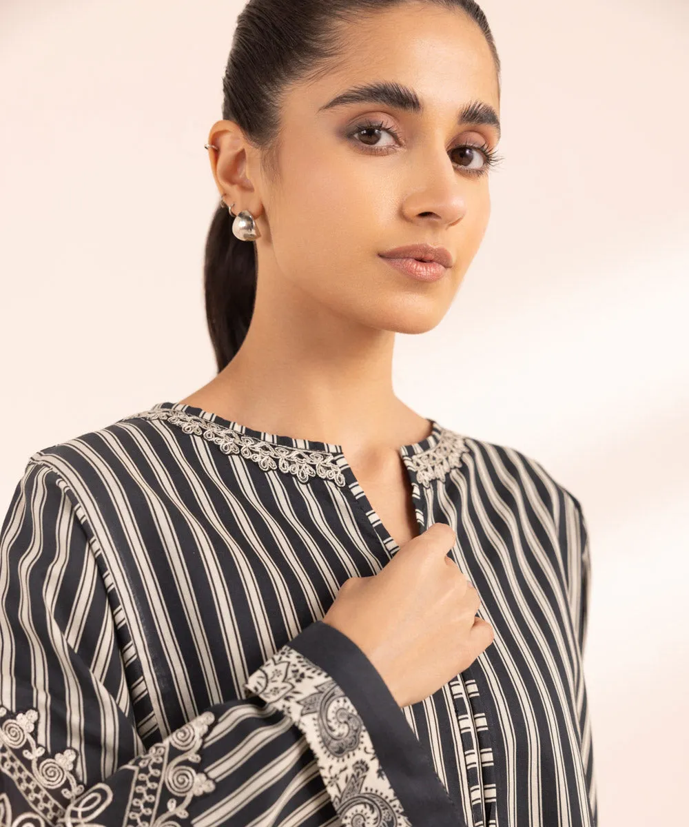 Monochrome '24-2 Piece - Embroidered Lawn Suit - 0U2Tedy24V41