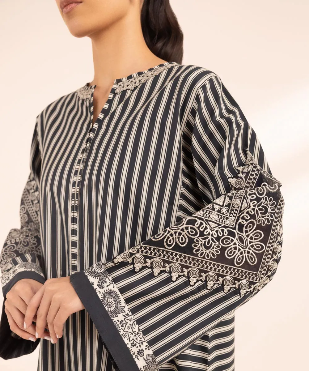 Monochrome '24-2 Piece - Embroidered Lawn Suit - 0U2Tedy24V41