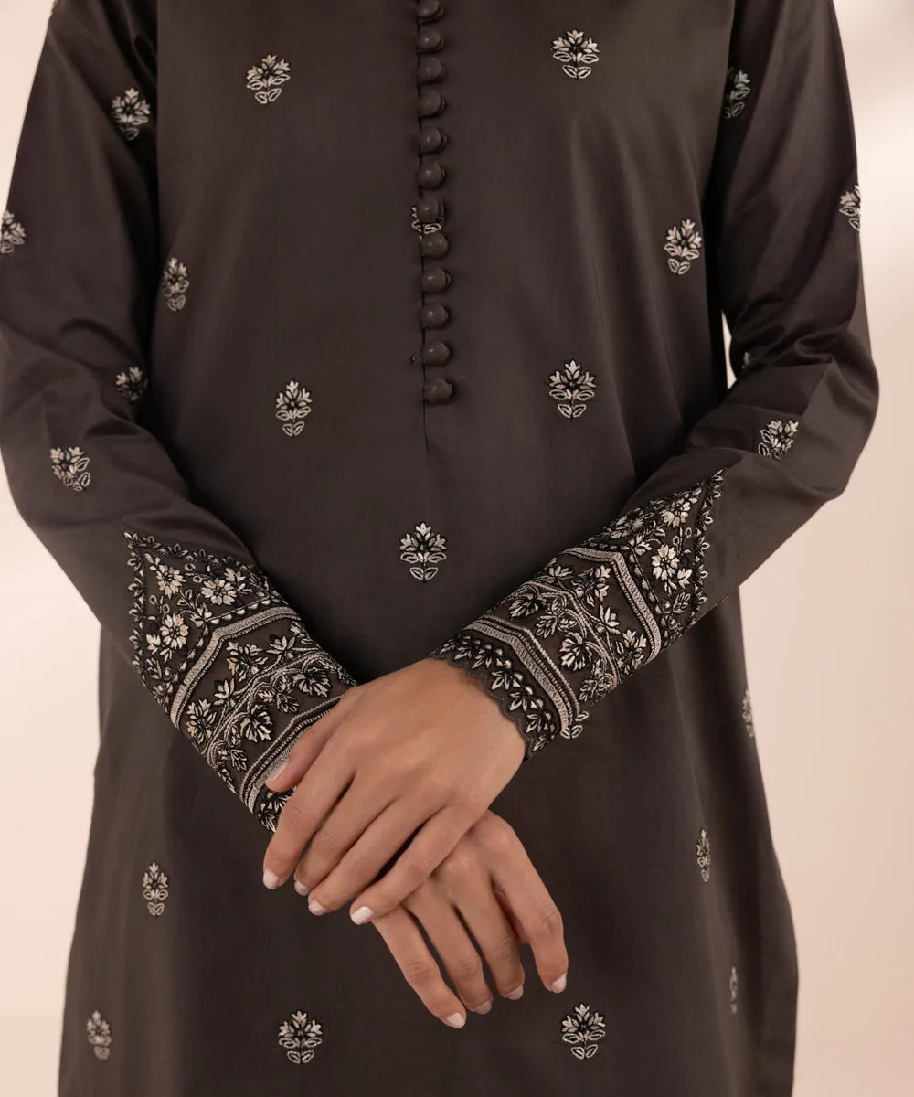 Monochrome '24-3 Piece - Embroidered Lawn Suit - 0U3Pebw24V46