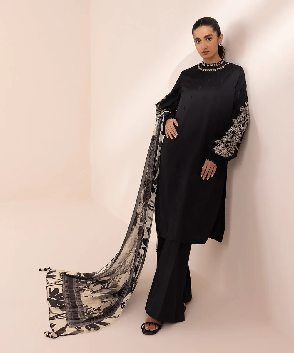 Monochrome '24-3 Piece - Embroidered Lawn Suit - U3Pebw24V412