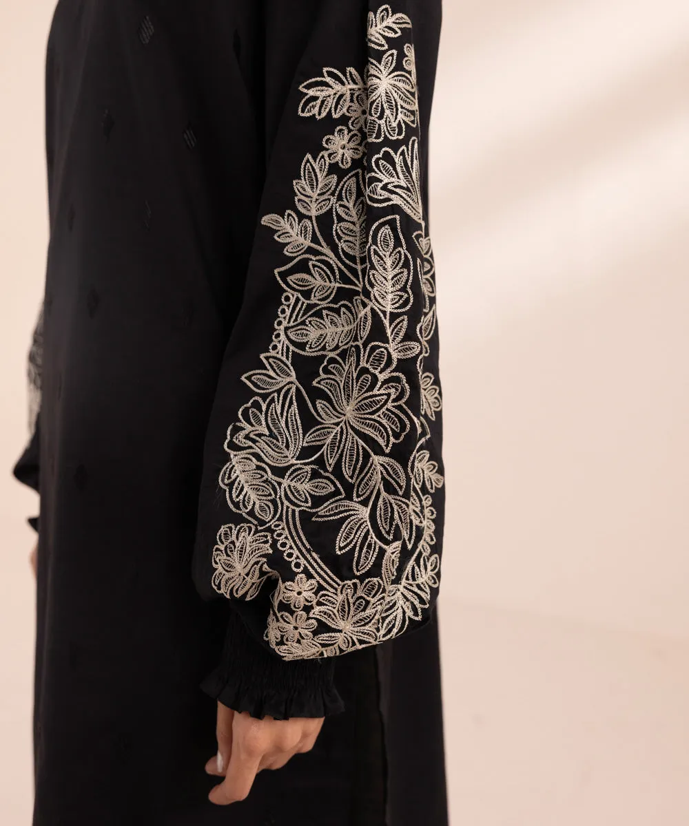 Monochrome '24-3 Piece - Embroidered Lawn Suit - U3Pebw24V412