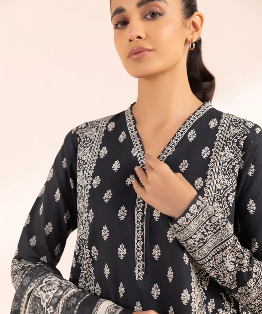 Monochrome '24-3 Piece - Printed Lawn Suit - U3Pebw24V416