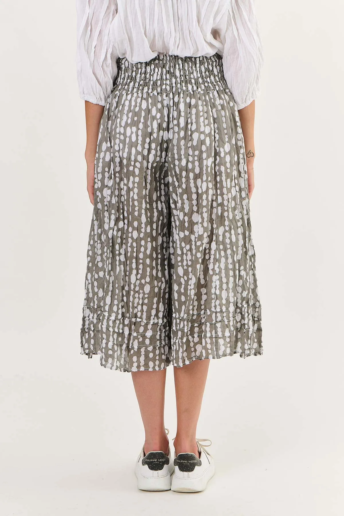 O28 Cropped Culottes in Caviar Pearl