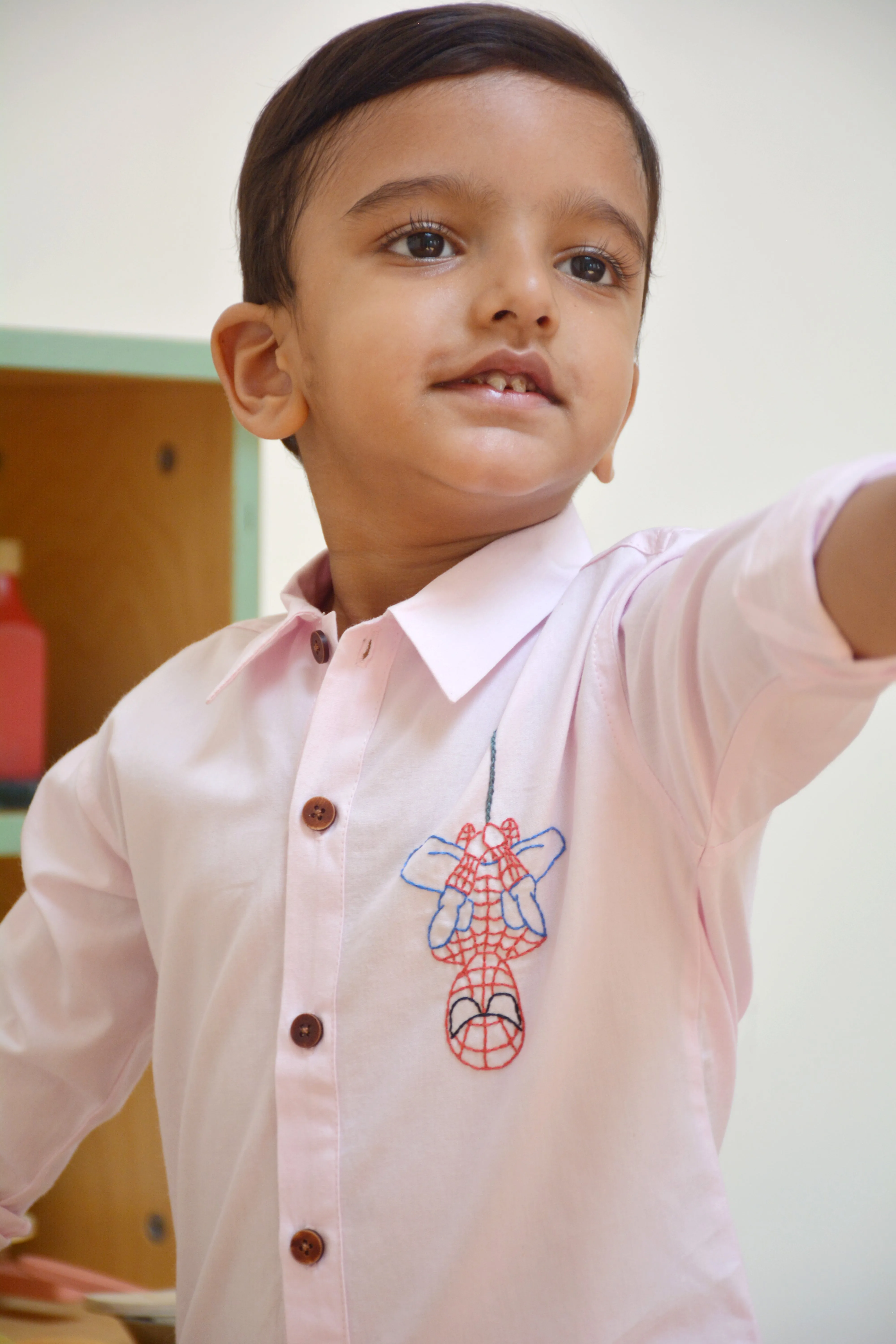 Spidey Embroidered Shirt - Light Pink