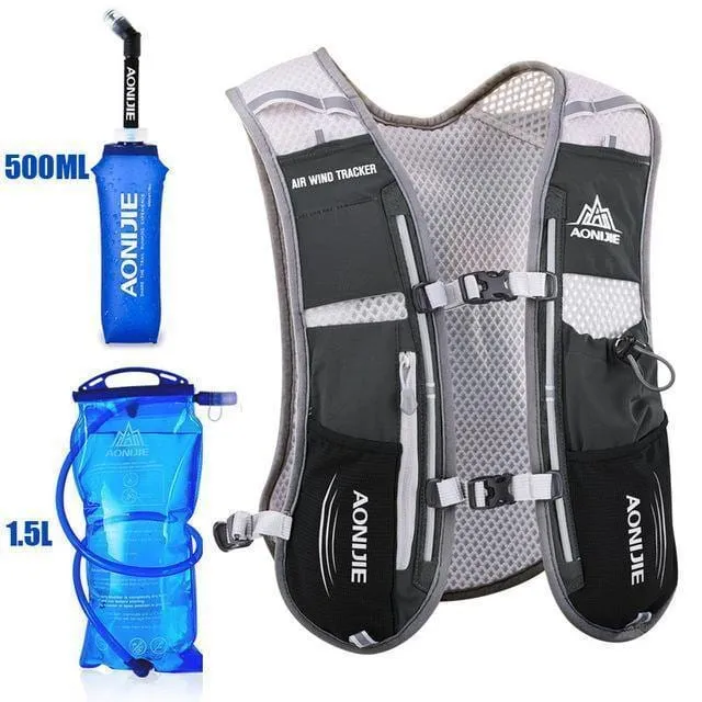 Trail running hydration vest - The best hydration system with 500ml kettle