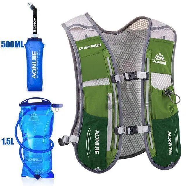 Trail running hydration vest - The best hydration system with 500ml kettle