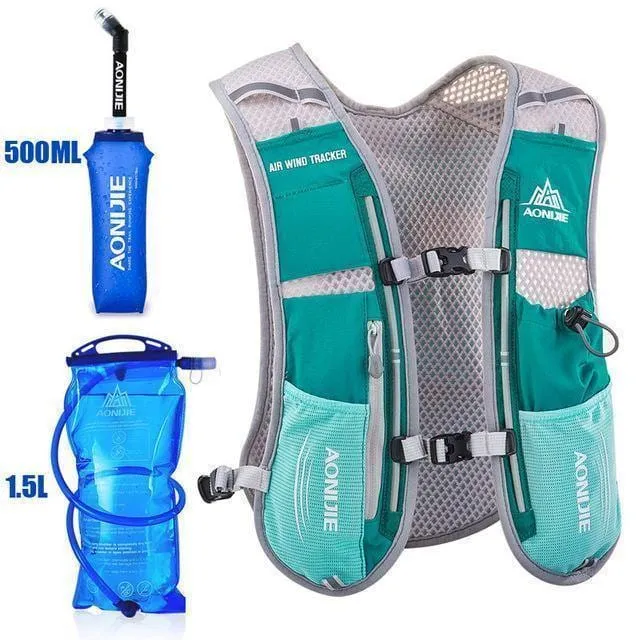 Trail running hydration vest - The best hydration system with 500ml kettle