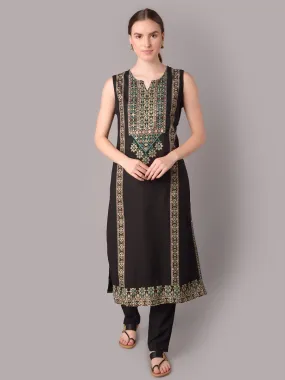 Women Black Kurta With Trouser