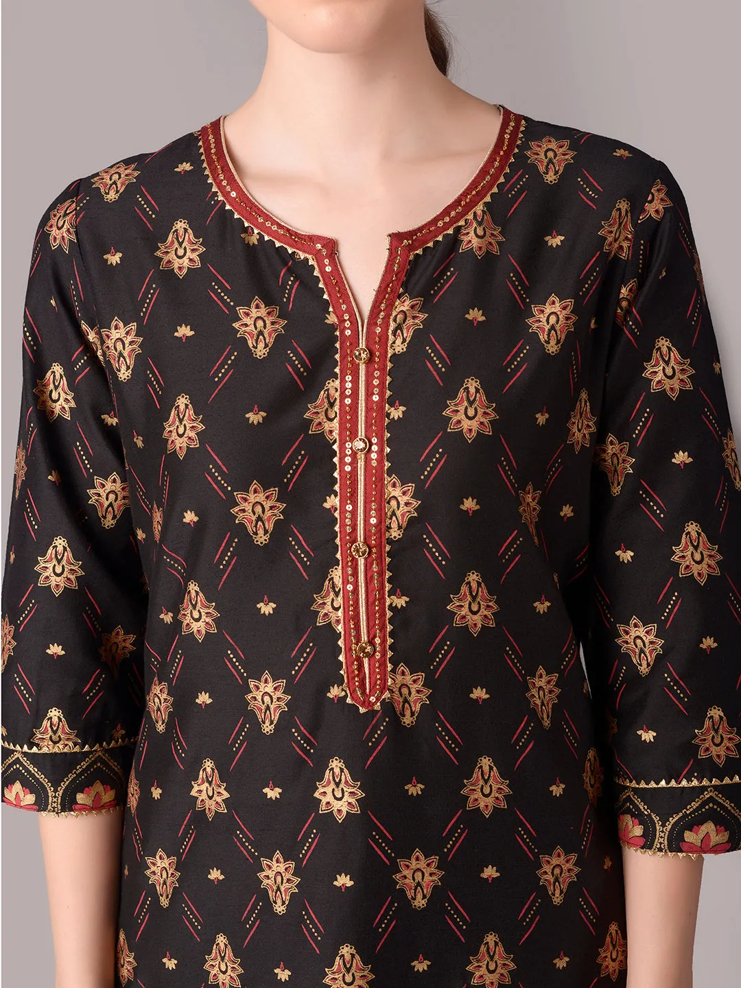 Women Black Ornamental Printed Kurta With Trouser