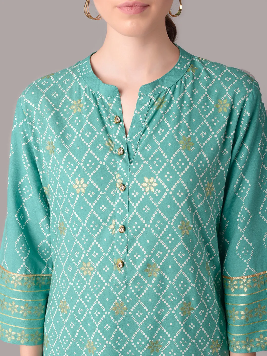 Women Blue Mandarin Collar Kurta With Trouser