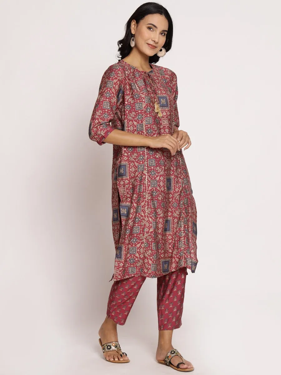 Women Dark Onion Pink Ornamental Printed Kurta With Trouser