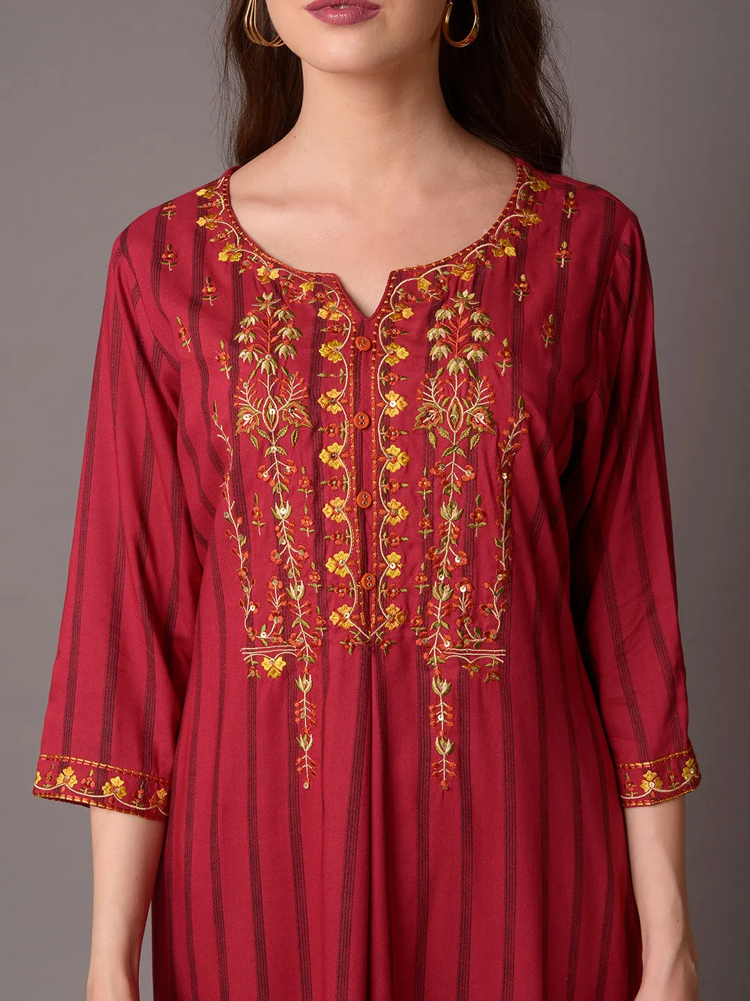 Women Fuchsia Embroidered Kurta With Trouser