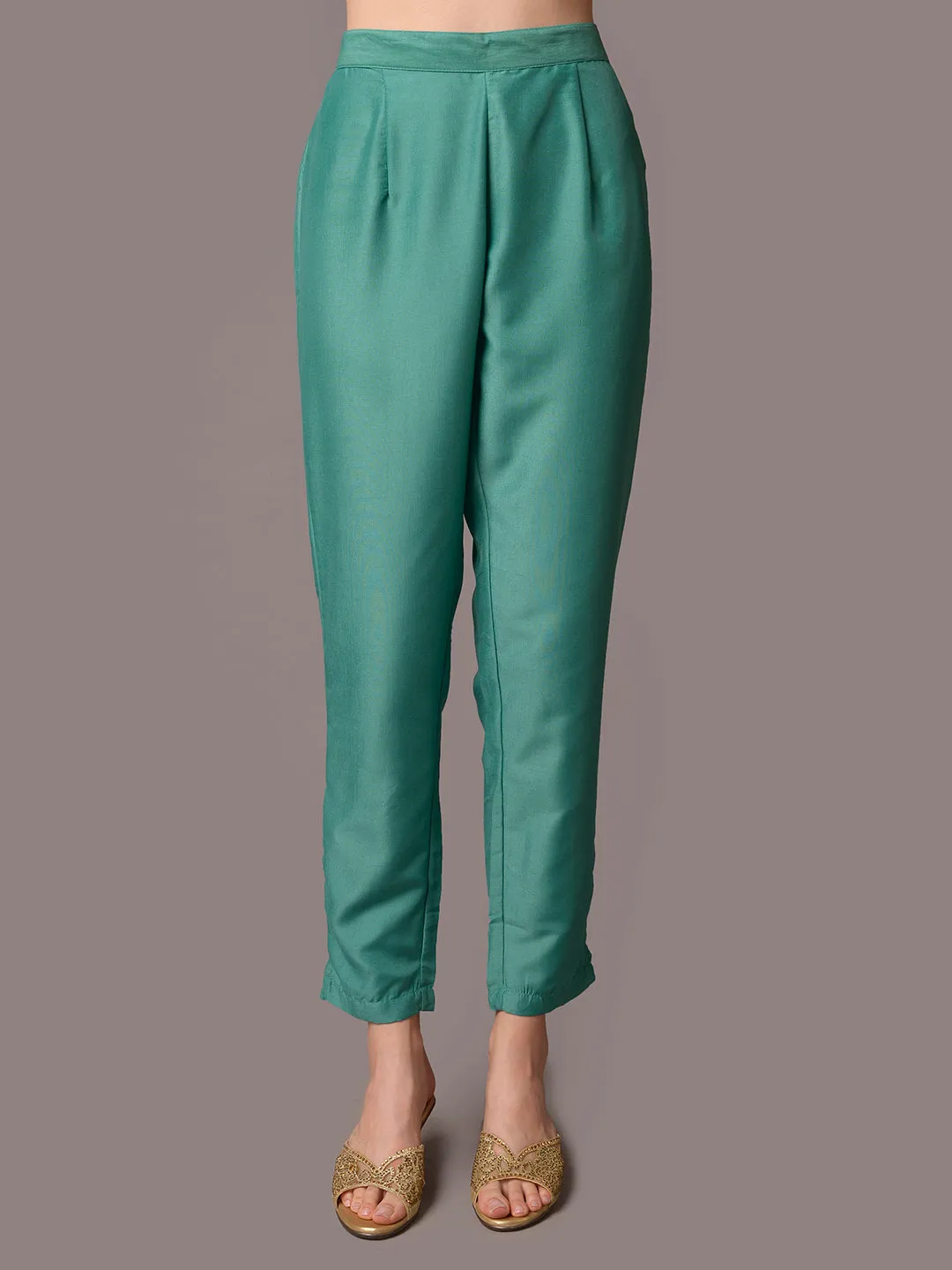 Women Green Ornamental Kurta With Trouser