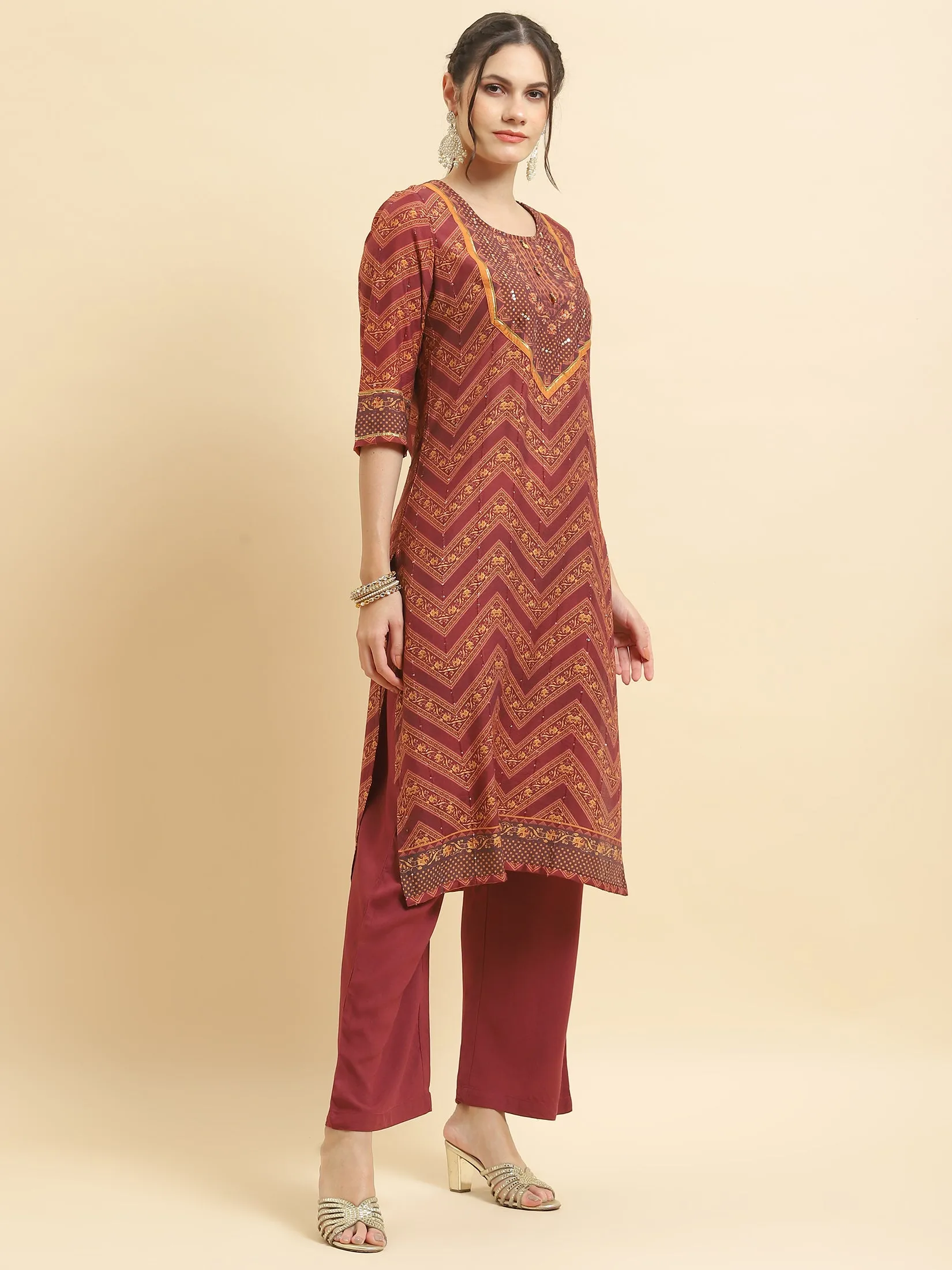 Women Muslin Burgundy Ornamental Print Kurta Comfort Pant Dupatta