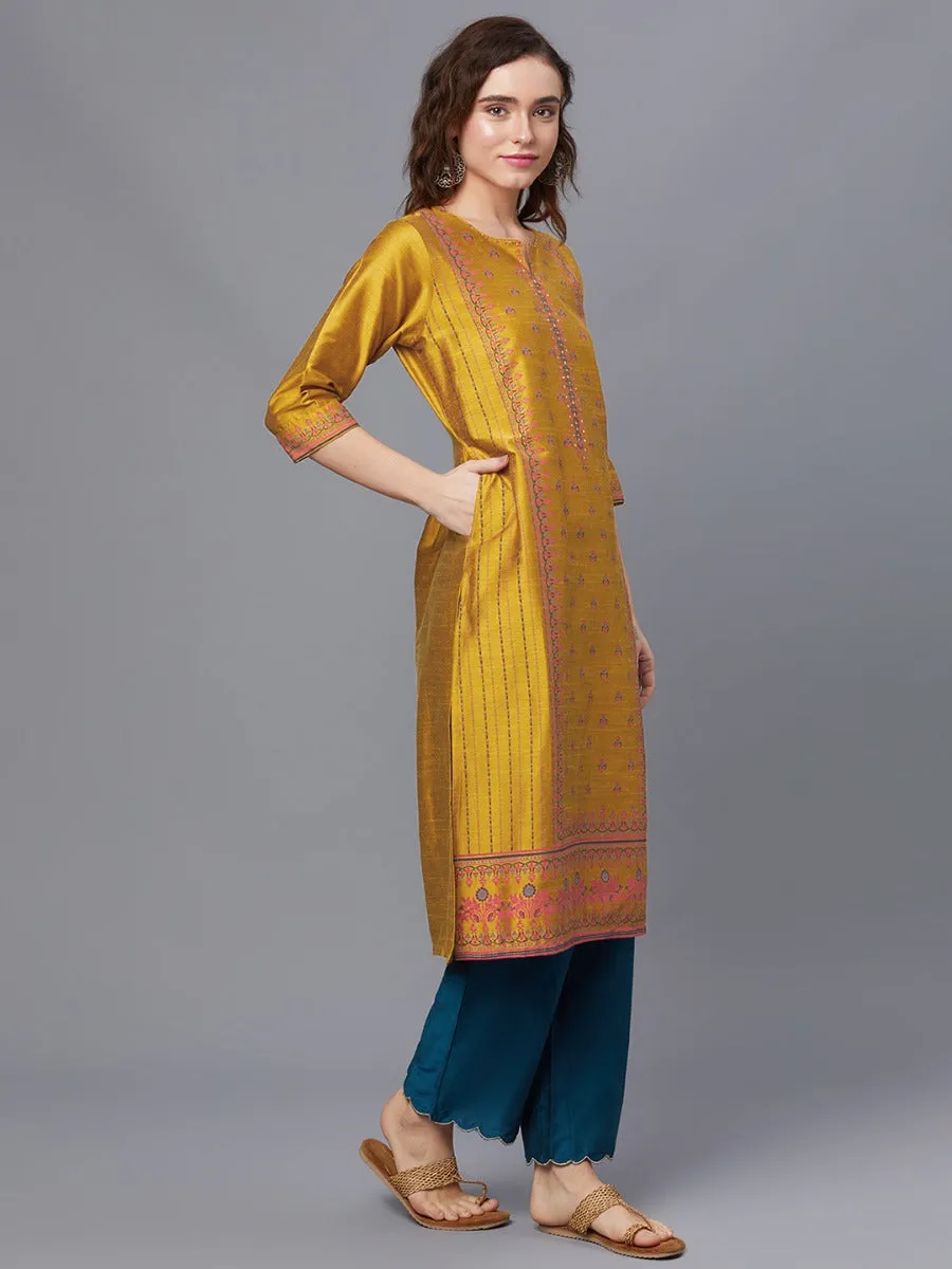 Women Ornamental Print Kurta With Trouser