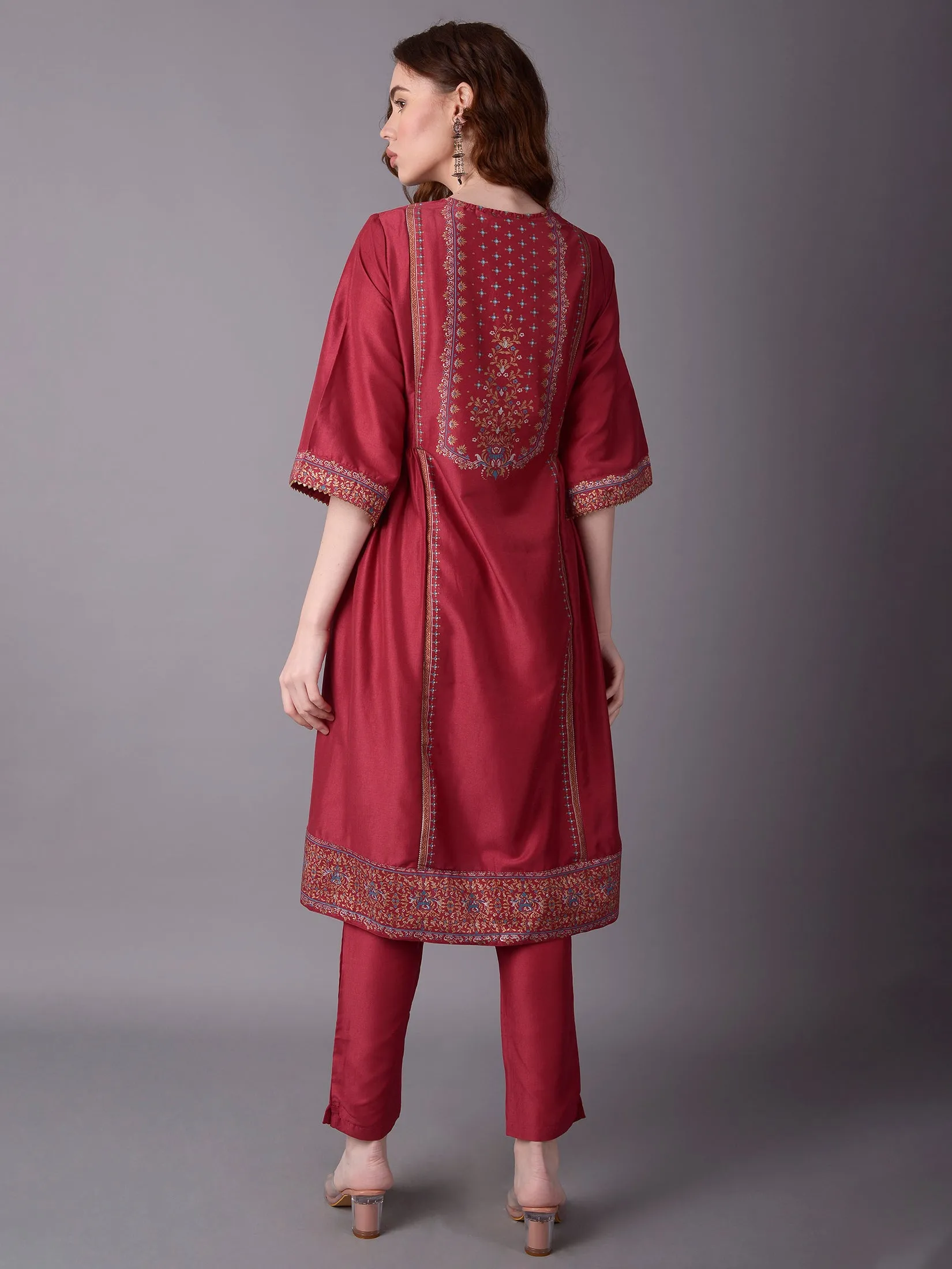 Women Pink 3/4 Sleeve Kurta With Trouser