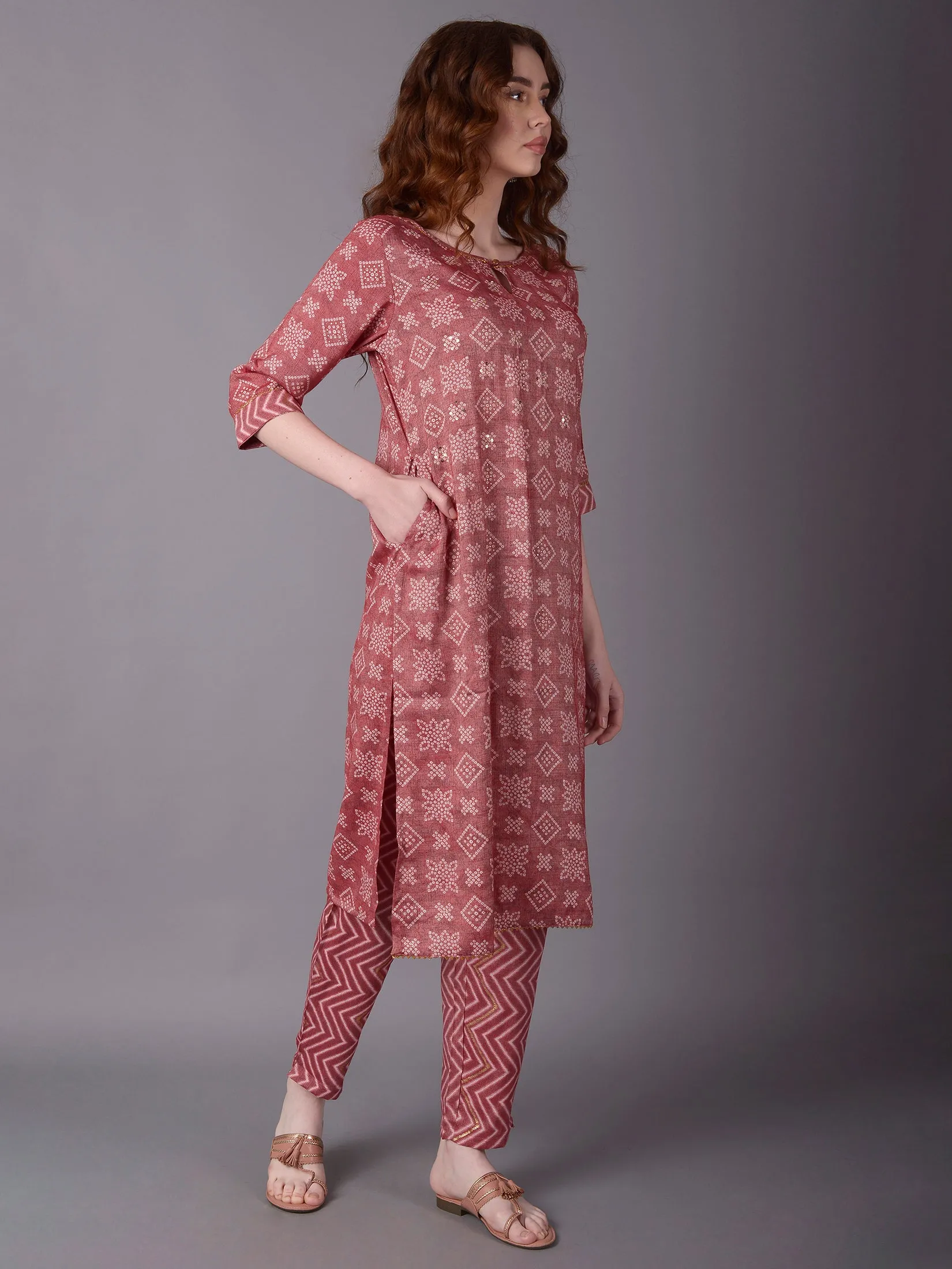 Women Pink Ornamental Print Kurta With Trouser